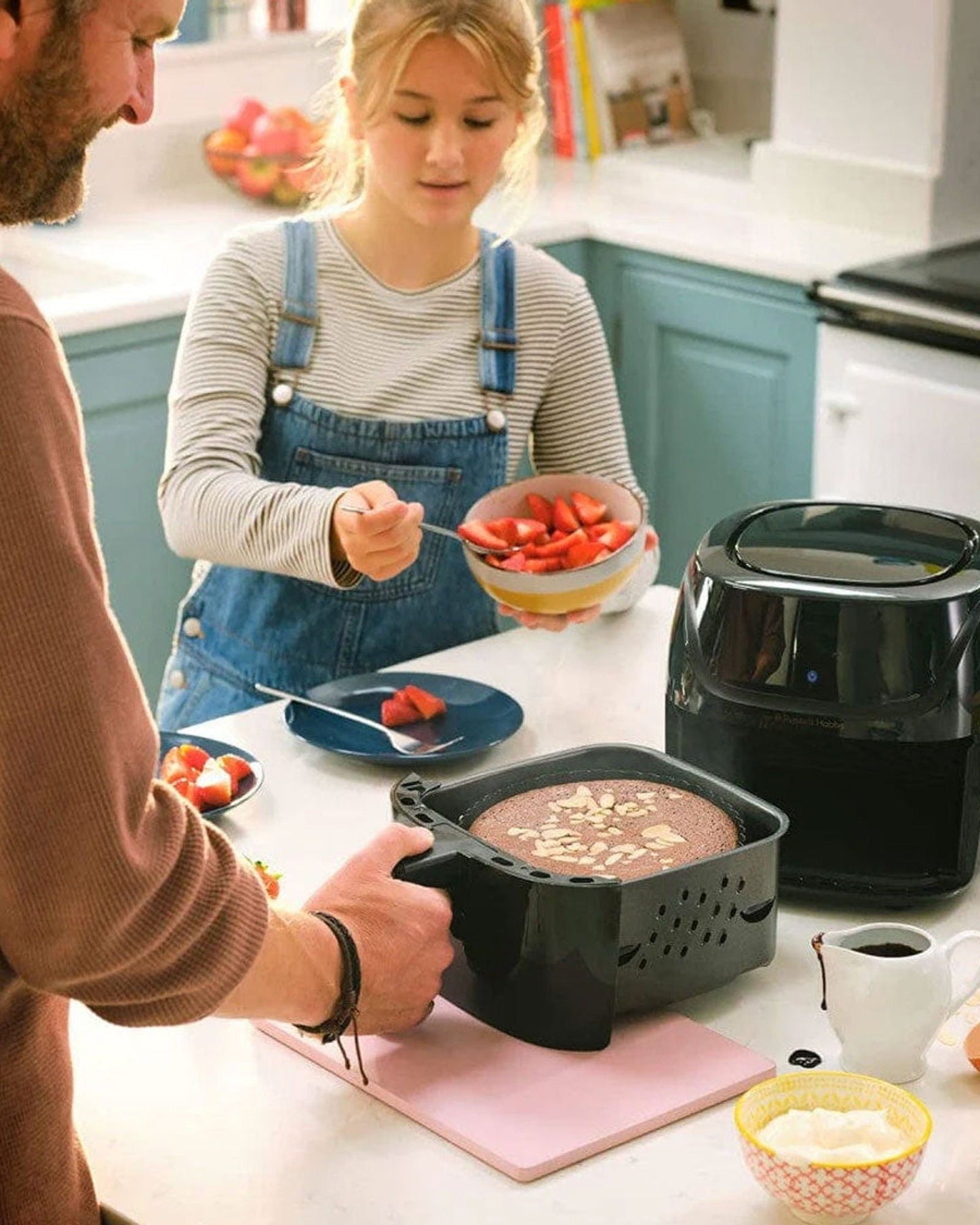 مقلاة راسل هوبز الهوائية وقدر الطهي المتعدد 4 لتر