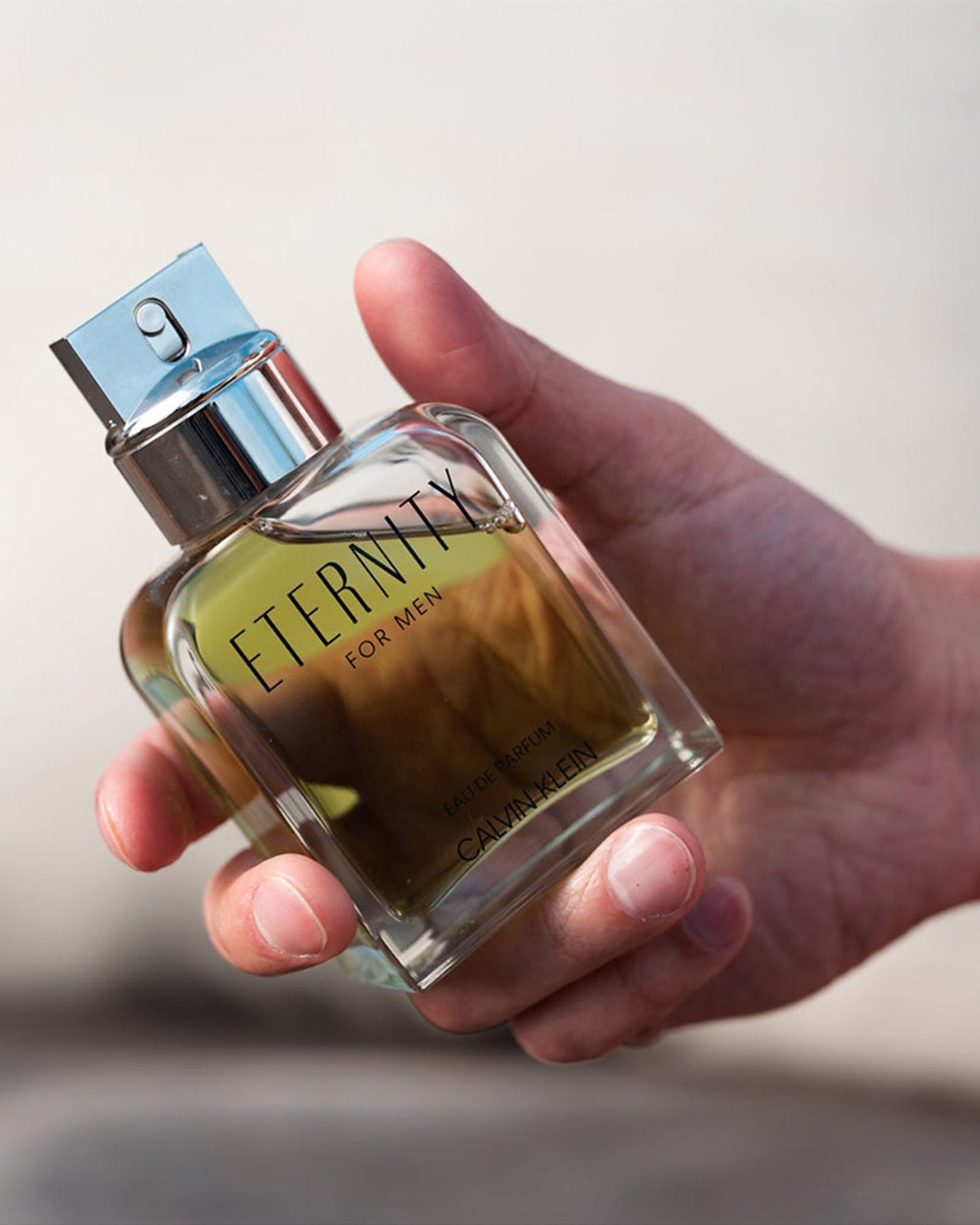 كالفن كلاين اتيرنتي مين او دي بارفان 100 مل بخاخ طبيعي