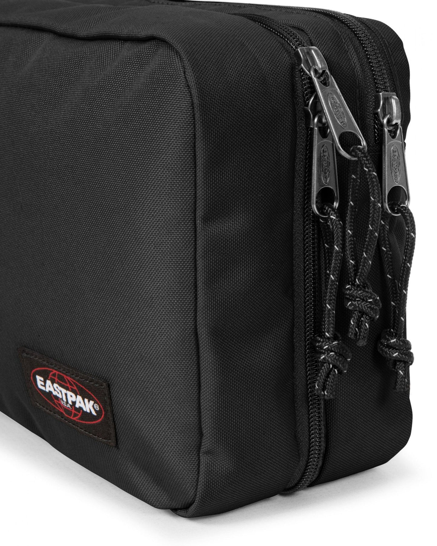 حقيبة أدوات الزينة إيست باك مافيس - أسود - EK00088E008