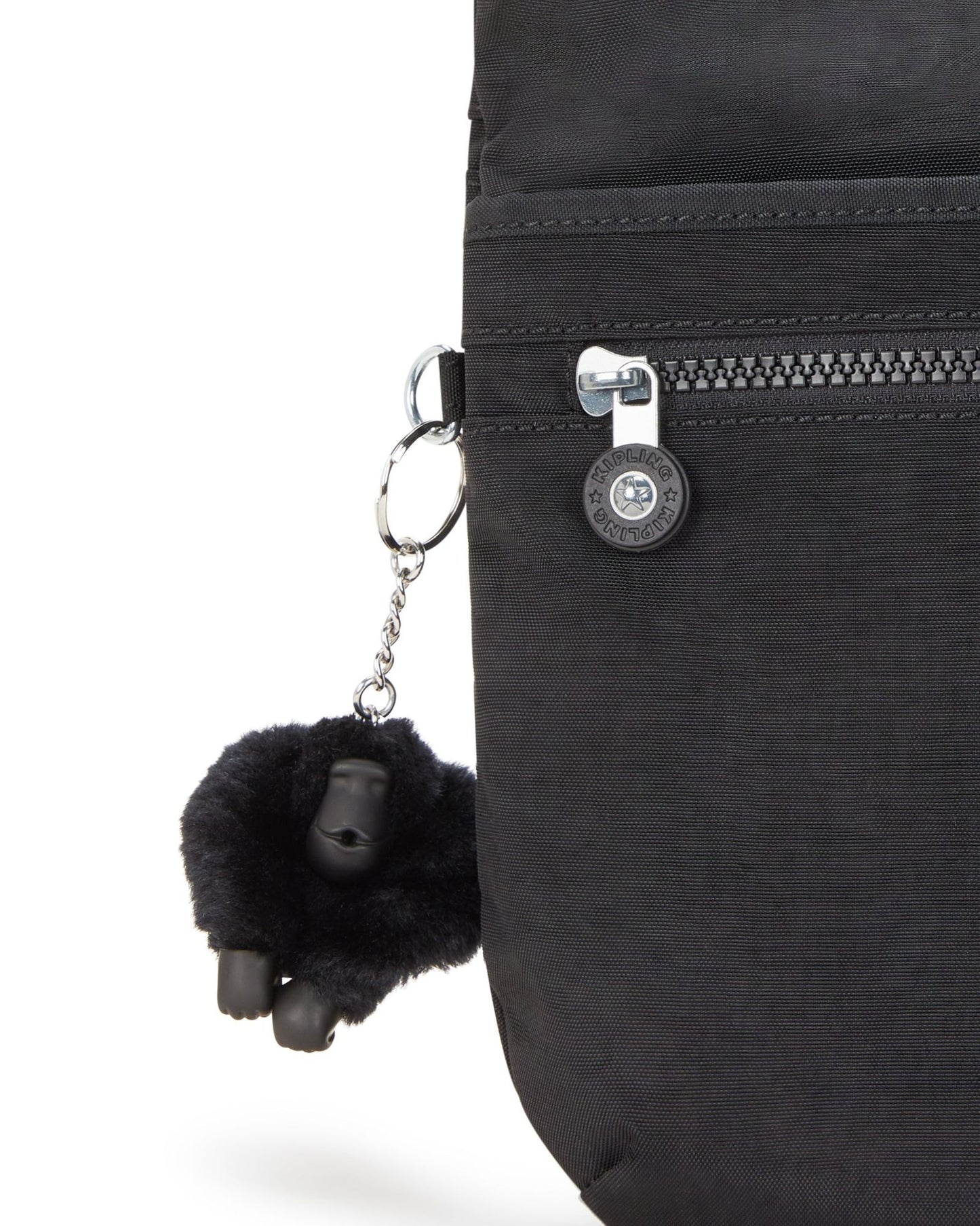 حقيبة كتف متوسطة الحجم من كيبلينج أرتو بلاك نوار C219911-P39