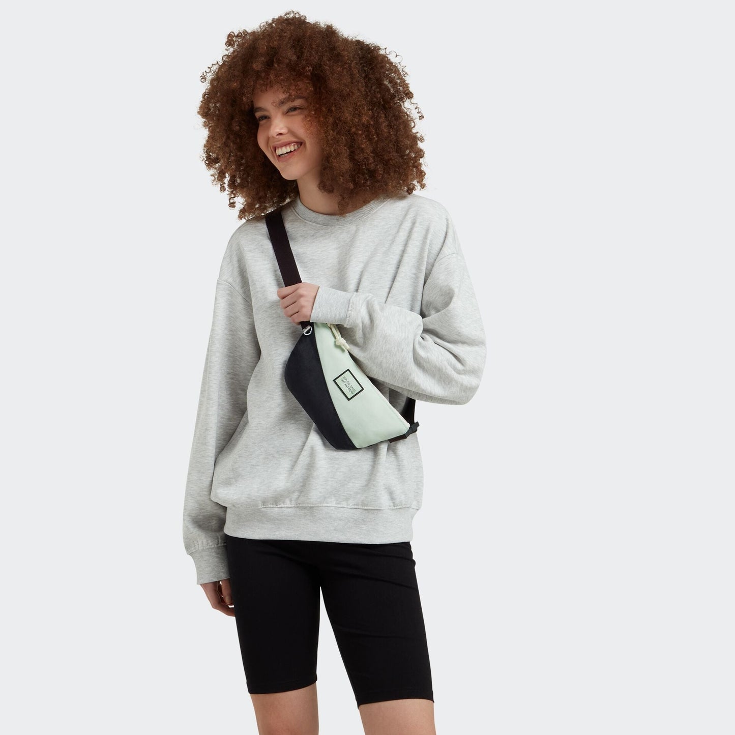 حقيبة خصر KIPLING للجنسين باللون الأخضر الفاتح جيزي