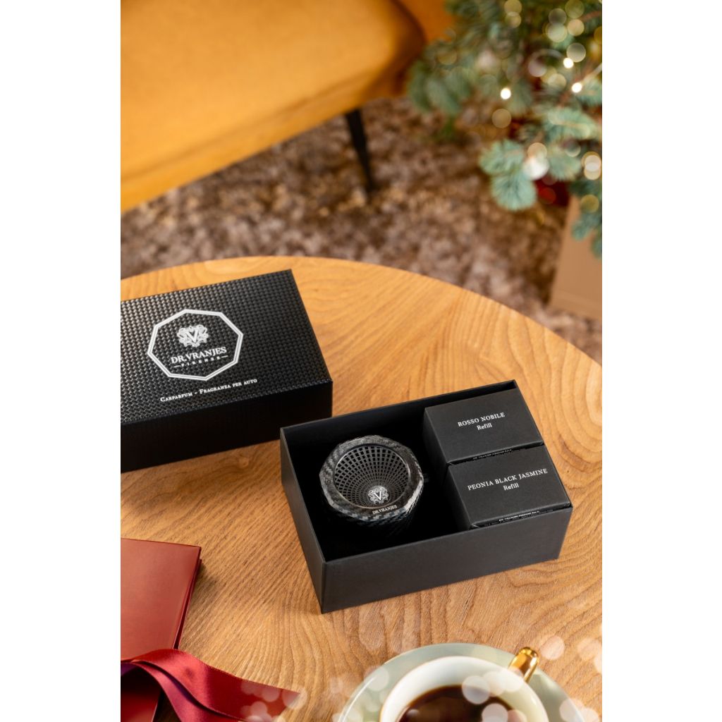 علبة هدايا عطر سيارة من دكتور فرانجيس (موزع ألياف الكربون + عبوتان إضافيتان من روسو نوبيل-ميلانو)