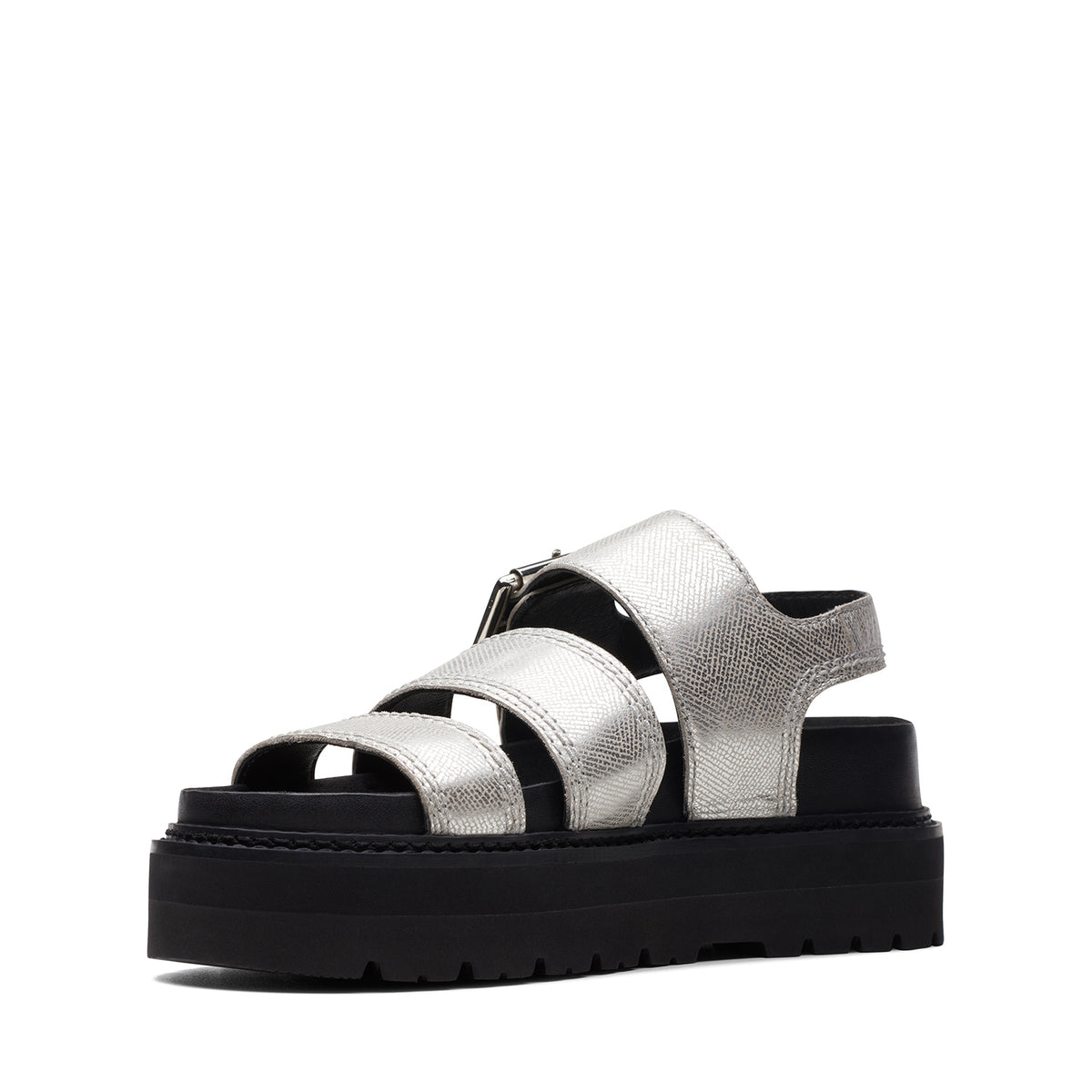 Clarks  Orianna Over (مقاس عادي)