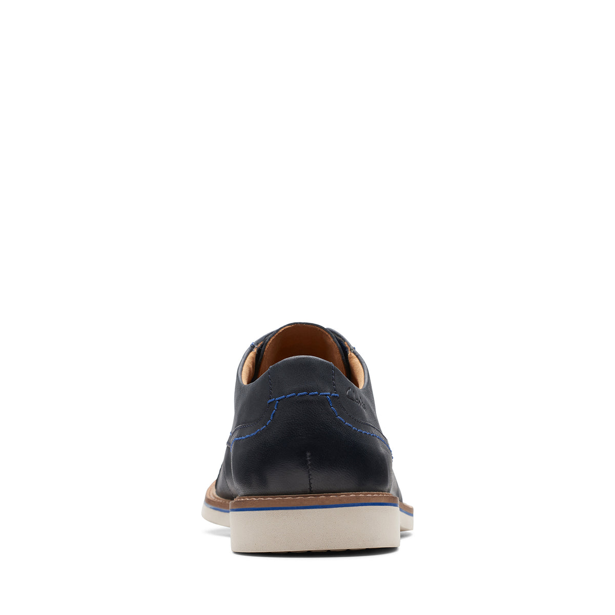 Clarks Atticus Lt Cap (مقاس عادي)