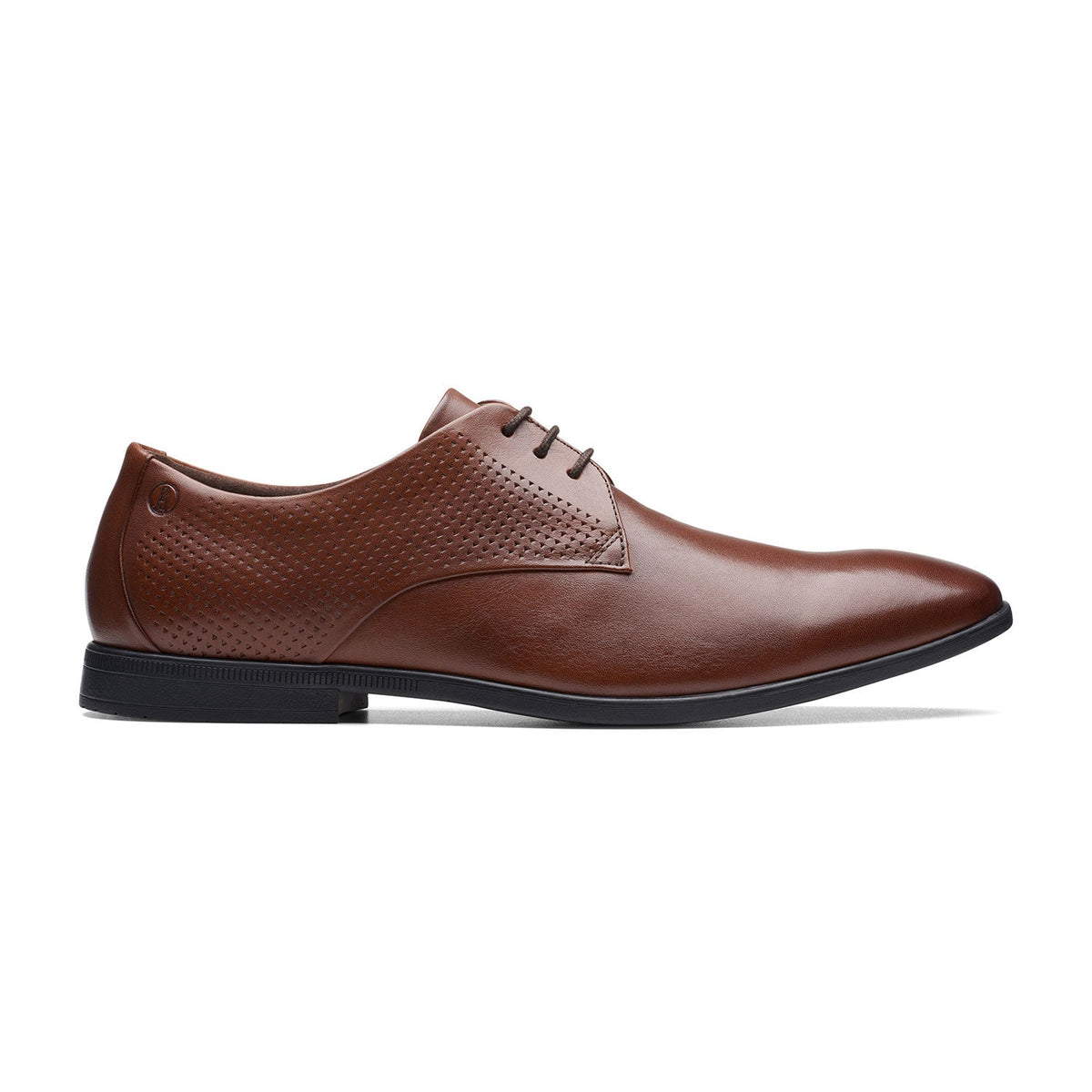 Clarks Boswyn Lace Shoes (Standard Fit)