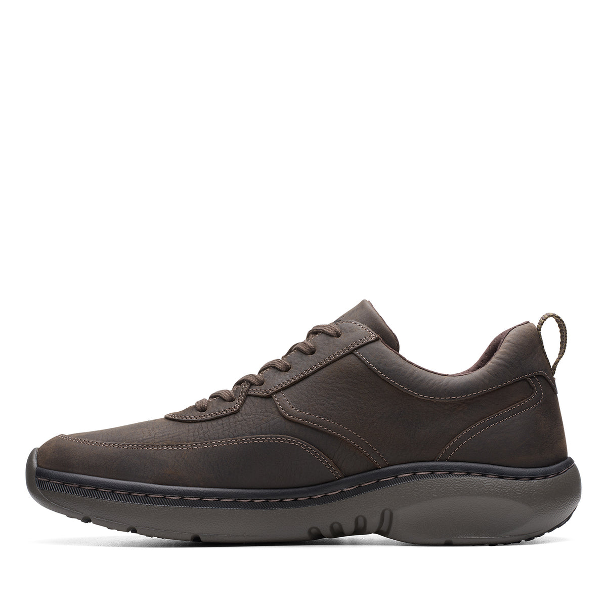 Clarks Pro Lace (مقاس عادي)