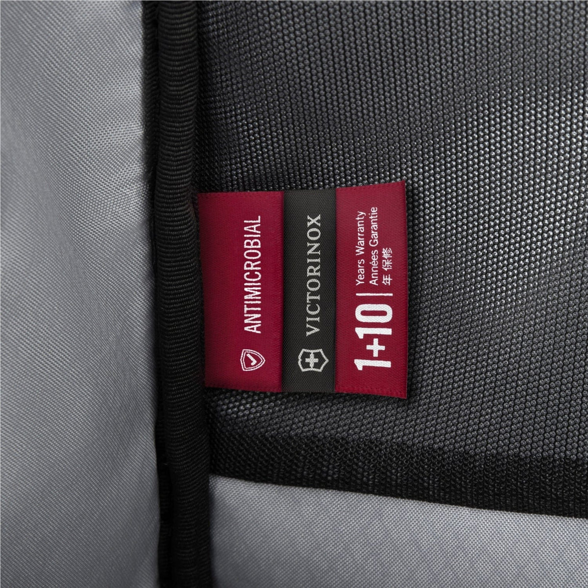 Victorinox Touring 2.0 حقيبة حمالة أسود