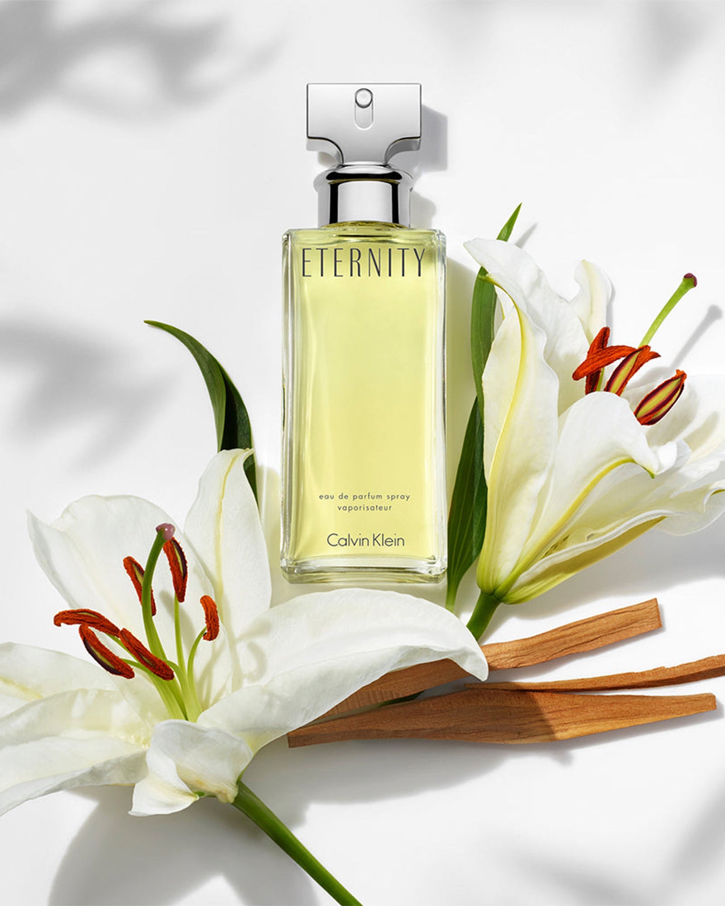 عطر كالفن كلاين إتيرنتي للنساء، أو دو برفوم، 100 مل، بخاخ طبيعي