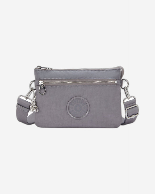 حقيبة كروس صغيرة Kipling Riri Zip باللون الرمادي Spice (مع حزام كتف قابل للإزالة) I3302-4GV