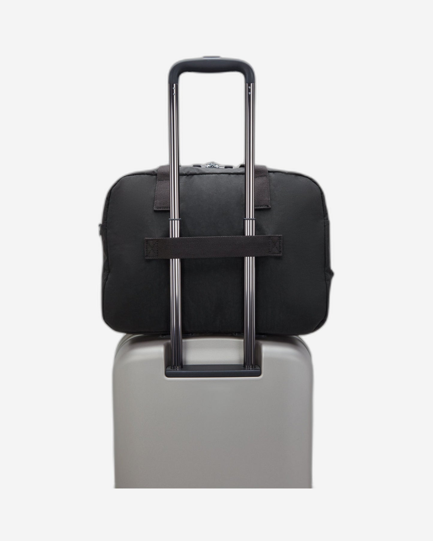 حقيبة Kipling Defea XL Black Noir Medium Weekender I3958-P39