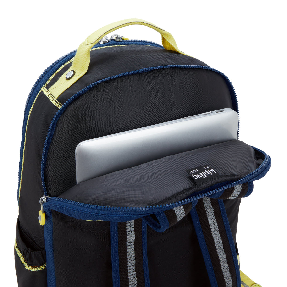 حقيبة ظهر Kipling Seoul Lap Lets Scuba كبيرة مع حجرة للكمبيوتر المحمول I6658-84J