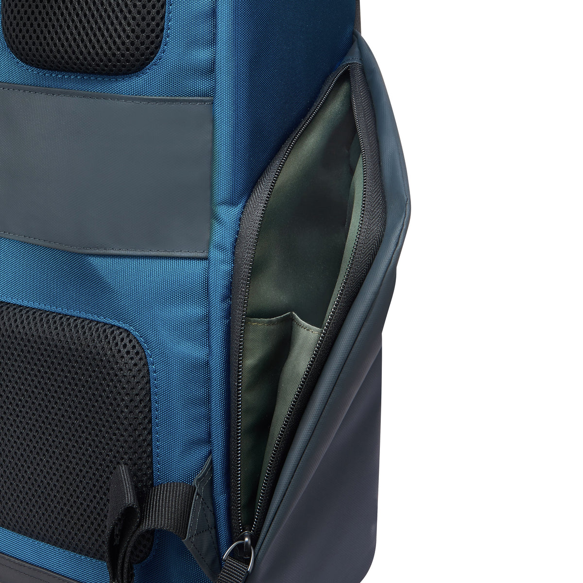 DELSEY SECURFLAP BACKPACK 15" NAVY -00202061002 NAVY - Jashanmal Home