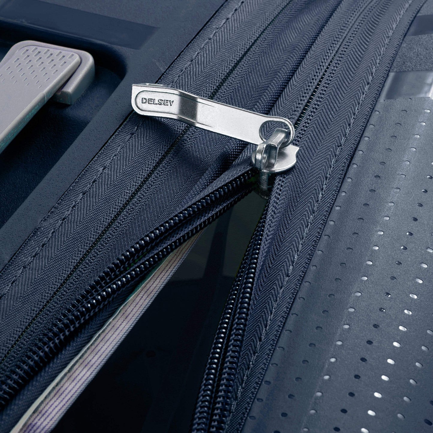 Delsey Paris CLAVEL – جينز أزرق