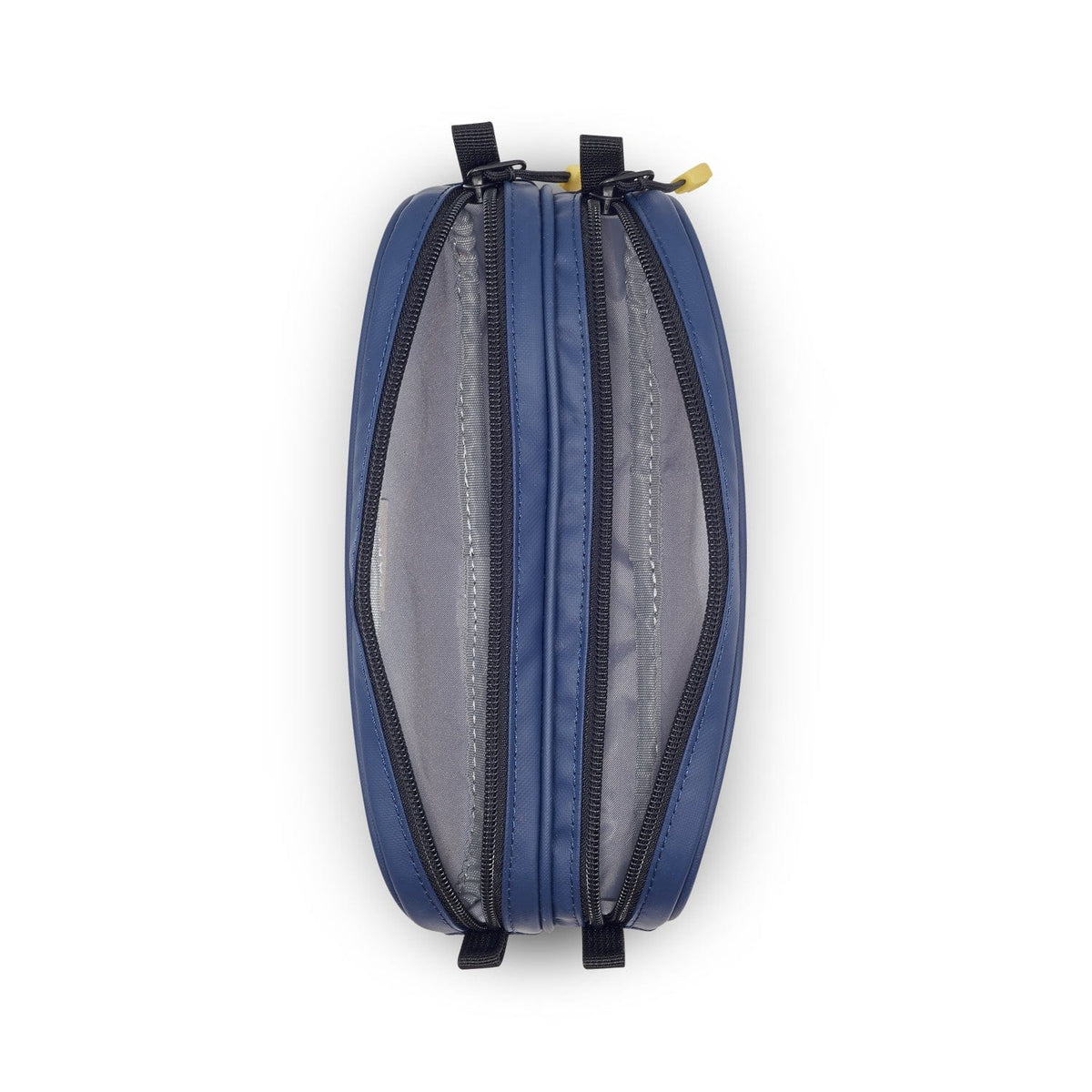 مقلمة Delsey Paris BTS 2023 بفتح سحاب علوي وجزئين وطباعة زرقاء