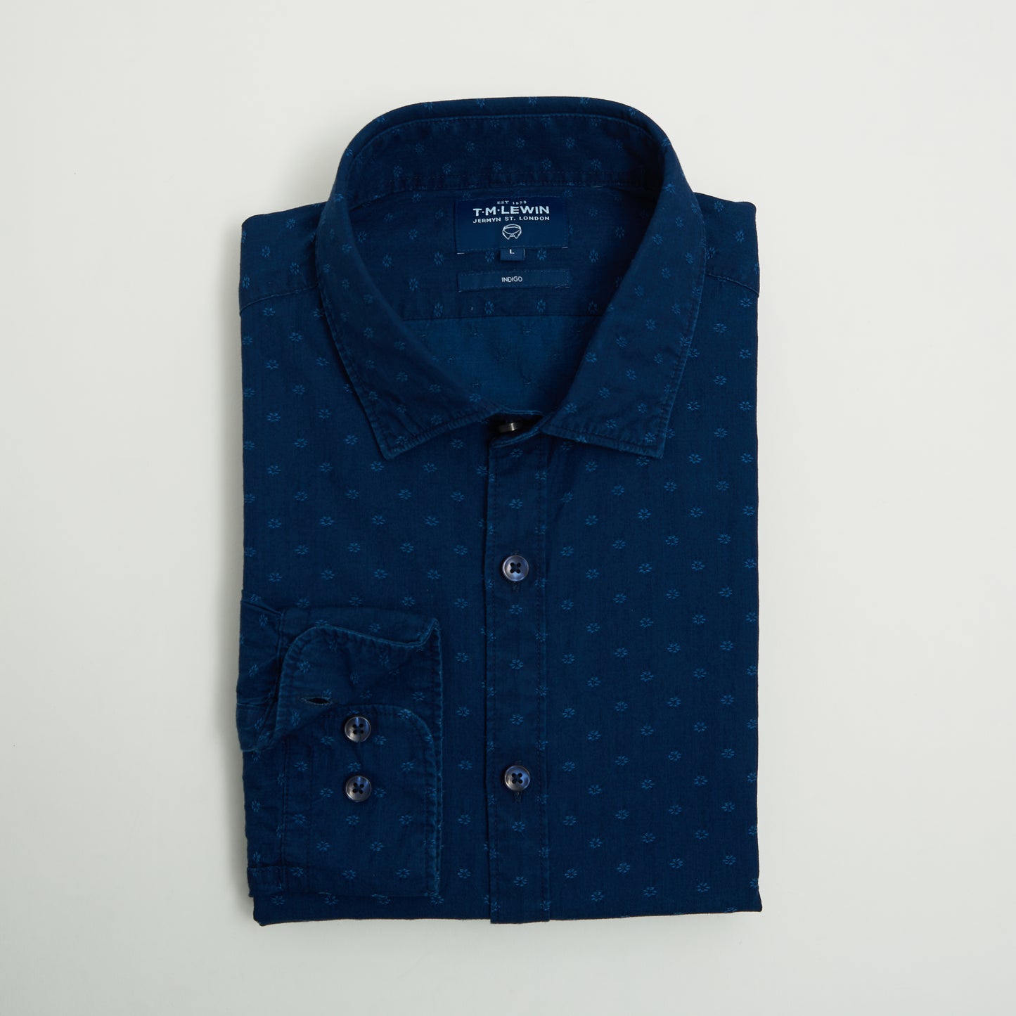 DOBBY SPOT SLIM FIT BLUE BUTTON CUFF SHIRT