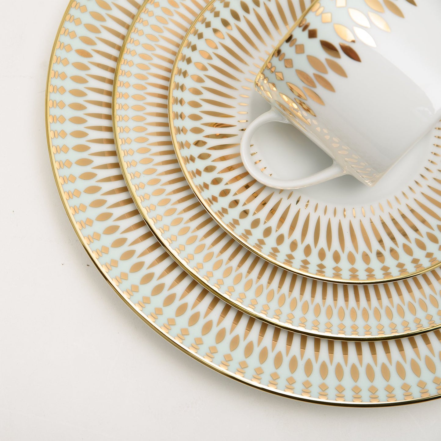 ELEANOR 59PC DINNER SET